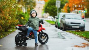 avantages et inconvénients moto éléctrique enfant