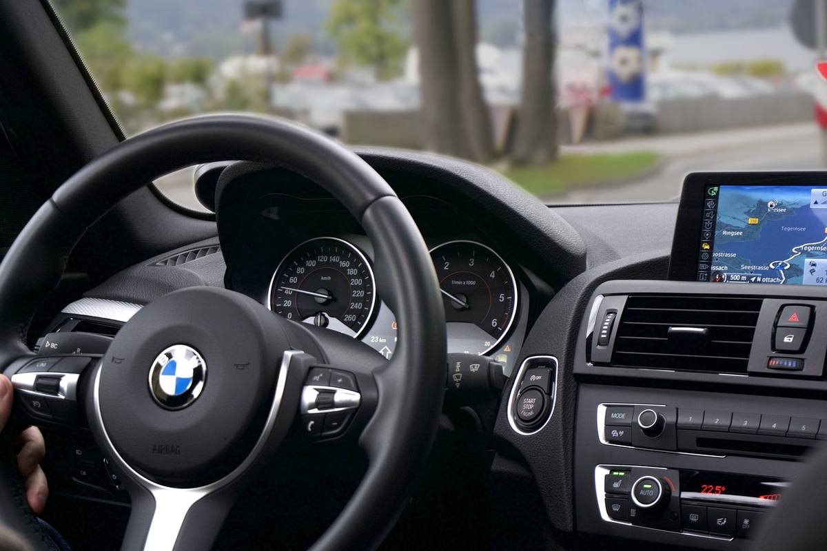 Équipements intérieurs d'un taxi : compteur et horodateur Équipements intérieurs d'un taxi : compteur et horodateur